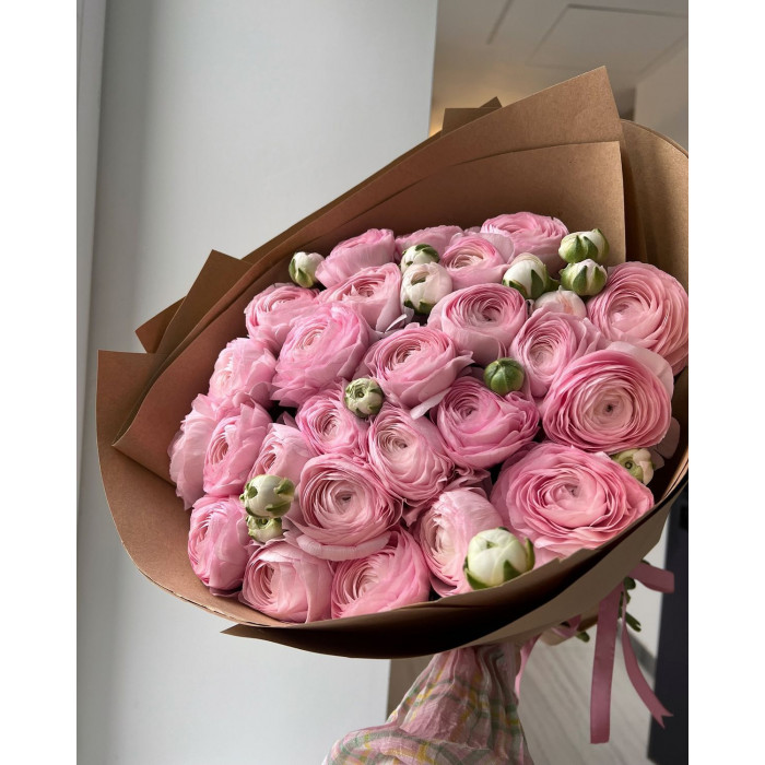 Ранункулюсы в Есике