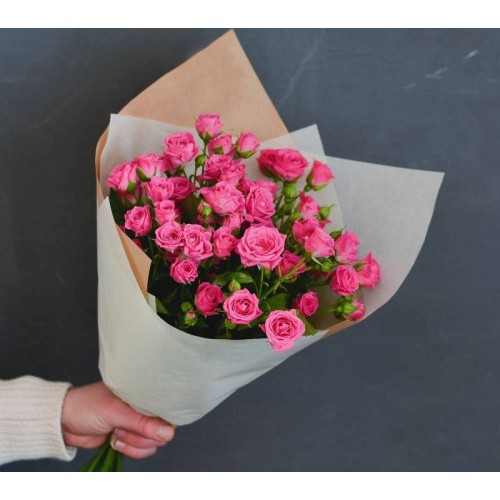 Купить на заказ Букет из 5 кустовых роз с доставкой в Есике