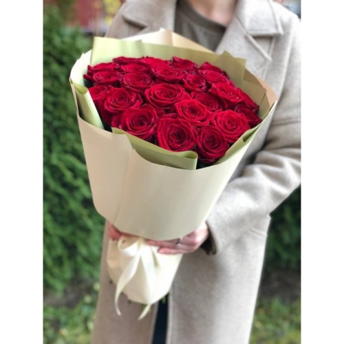 Купить на заказ Букет из 21 красной розы с доставкой в Есике