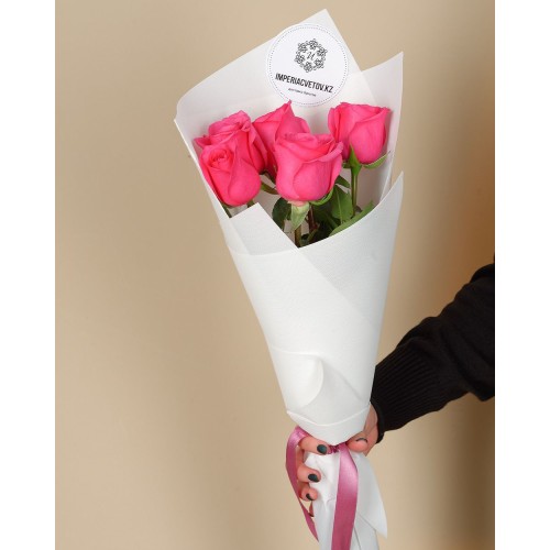 Купить на заказ Букет из 5 розовых роз с доставкой в Есике